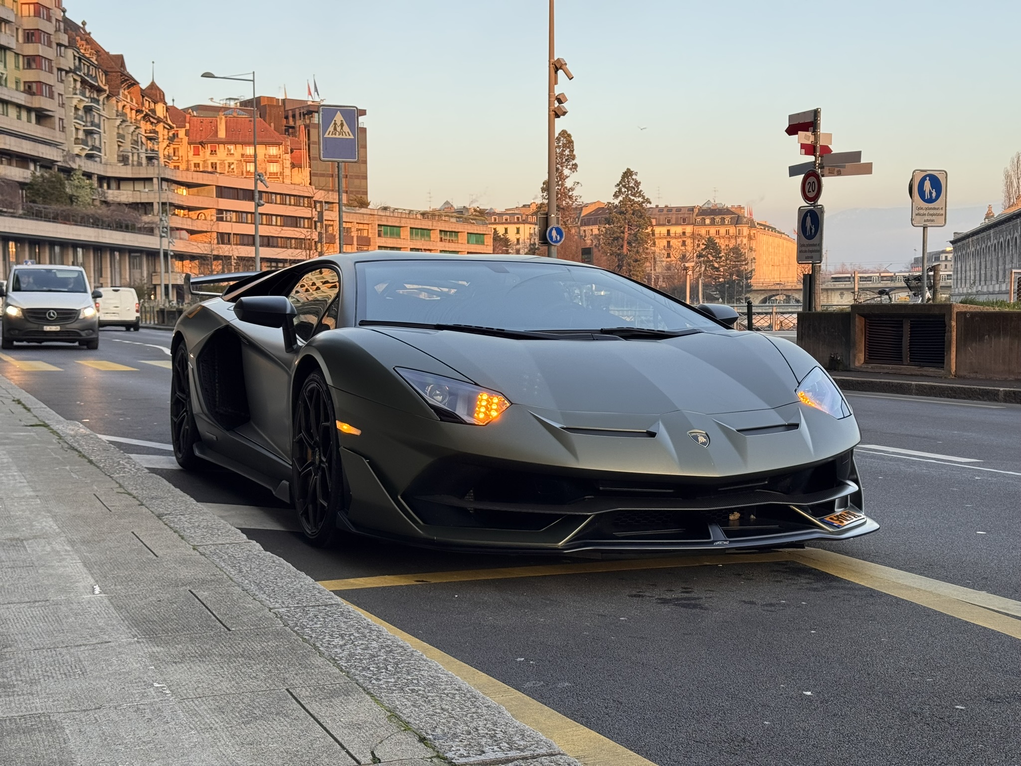 Download free bootstrap 4 landing page, free boootstrap 4 templates, Download free bootstrap 4.1 landing page, free boootstrap 4.1.1 templates, Creative studio Landing page