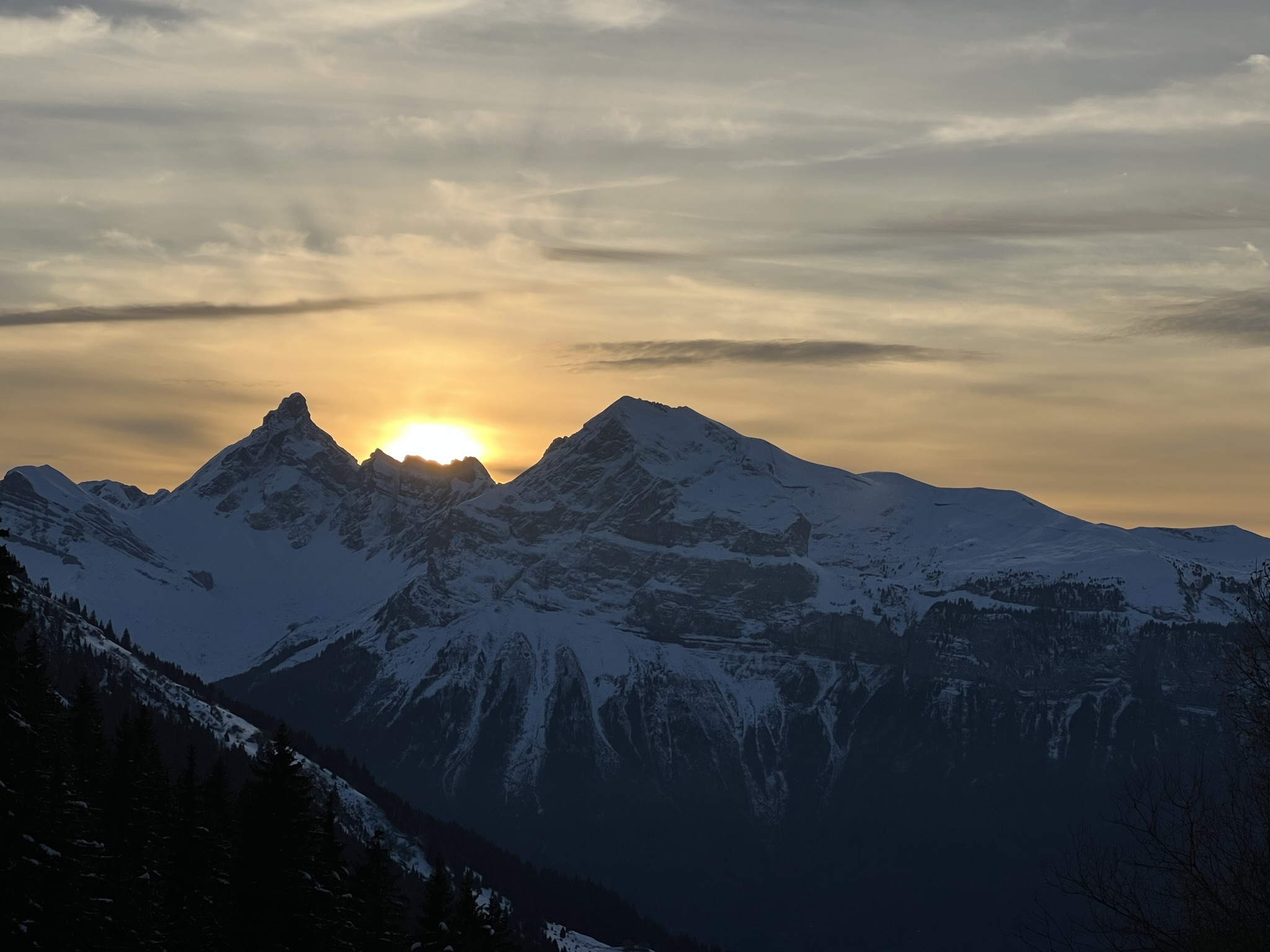 Download free bootstrap 4 landing page, free boootstrap 4 templates, Download free bootstrap 4.1 landing page, free boootstrap 4.1.1 templates, Creative studio Landing page