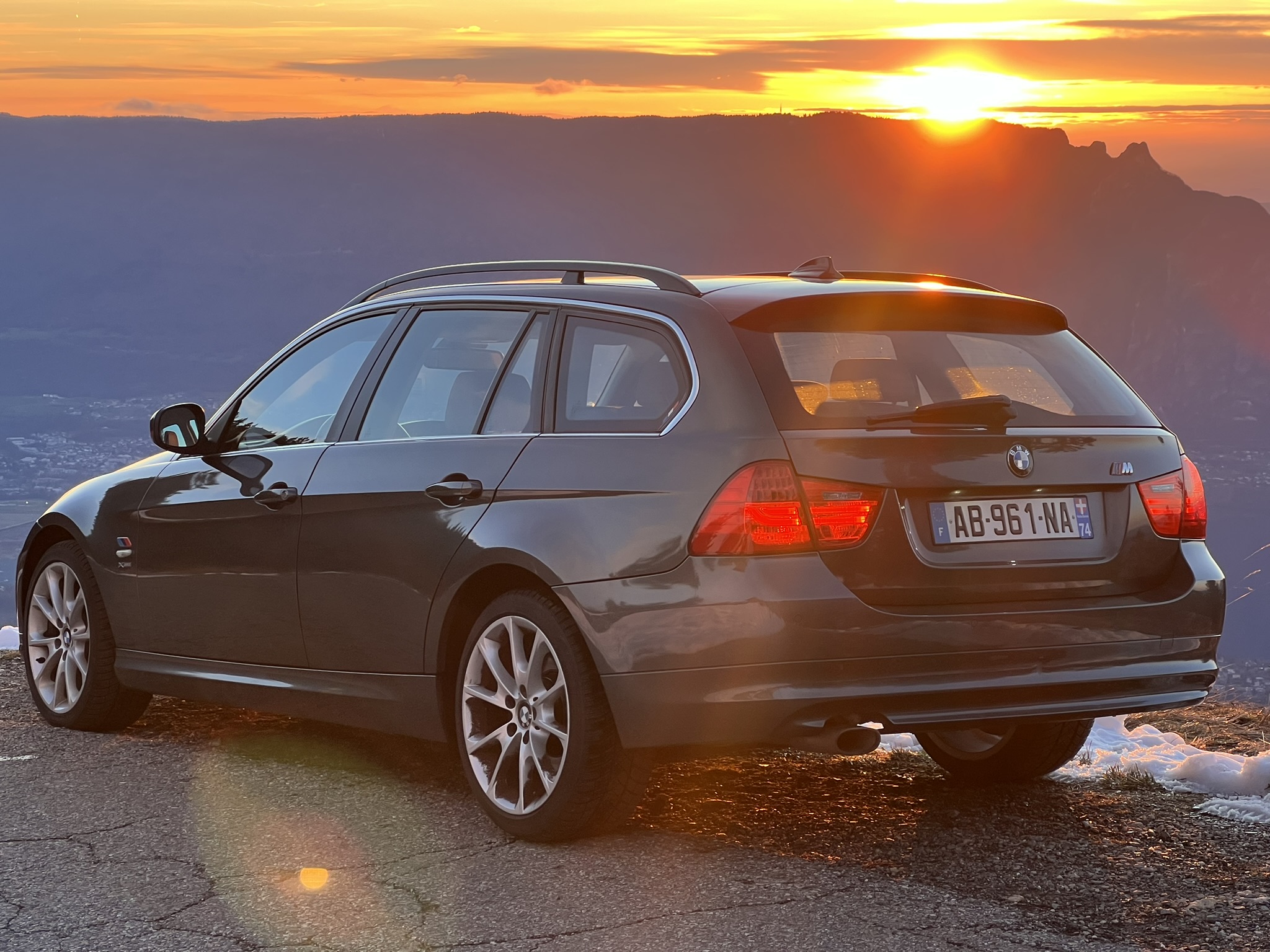 Download free bootstrap 4 landing page, free boootstrap 4 templates, Download free bootstrap 4.1 landing page, free boootstrap 4.1.1 templates, Creative studio Landing page